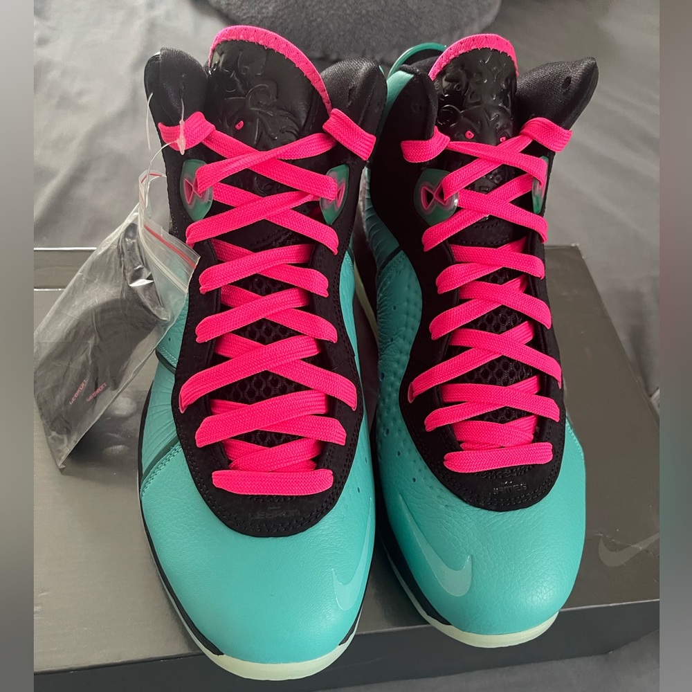 Nike LeBron 8 Size 9 $180